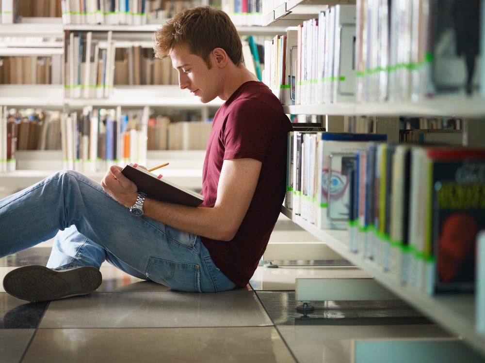 El futuro de la biblioteca se debe construir sobre el pasado y presente de la misma