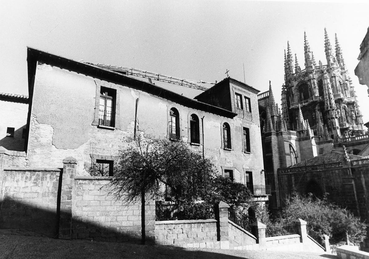 Palacio de Castilfale, sede del Archivo Municipal de Burgos 