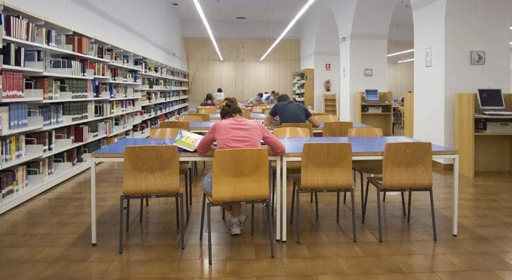 Biblioteca Pública del Estado en Córdoba