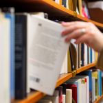 Los 12 libros más prestados en las bibliotecas públicas de España en 2019